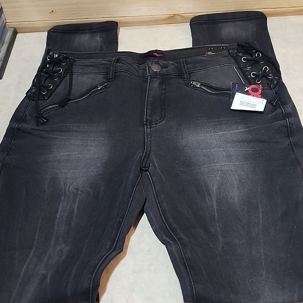Vintage BONGO jeans size 9 NWT